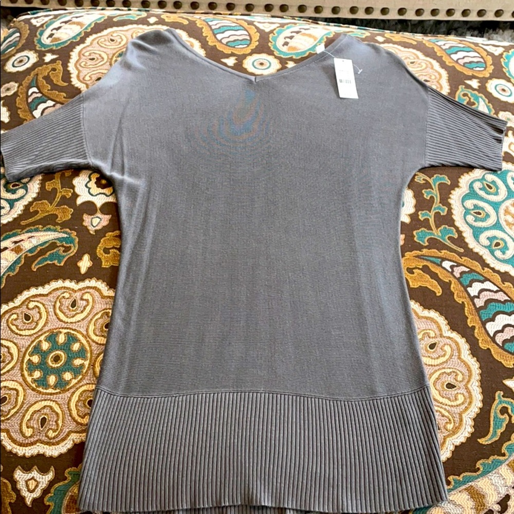 Gray Short-Sleeve V-Neck Blouse